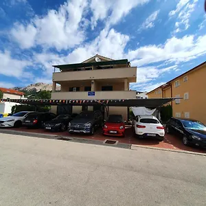Mirica 2 Apartment